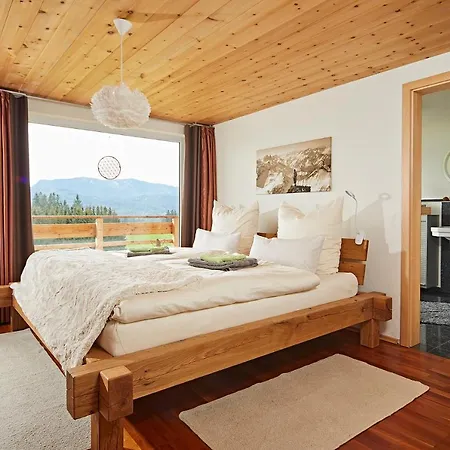 Elchegg-panorama-loft Lägenhet