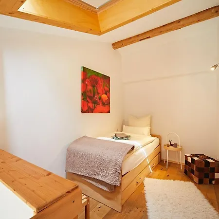 Elchegg-panorama-loft Lägenhet